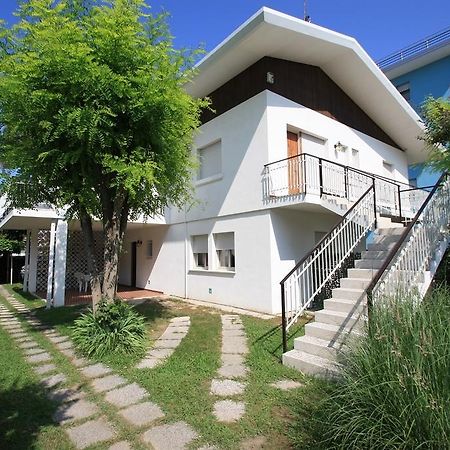 Villa Ca'Bianca Bibione Bagian luar foto